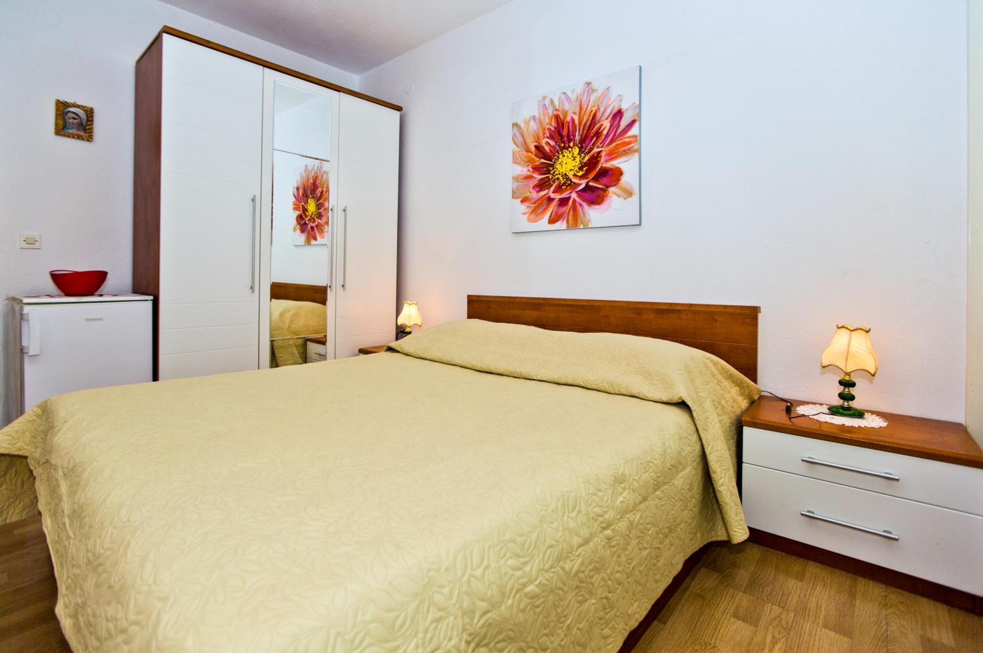 Rooms Barbaric Hvar Town Esterno foto